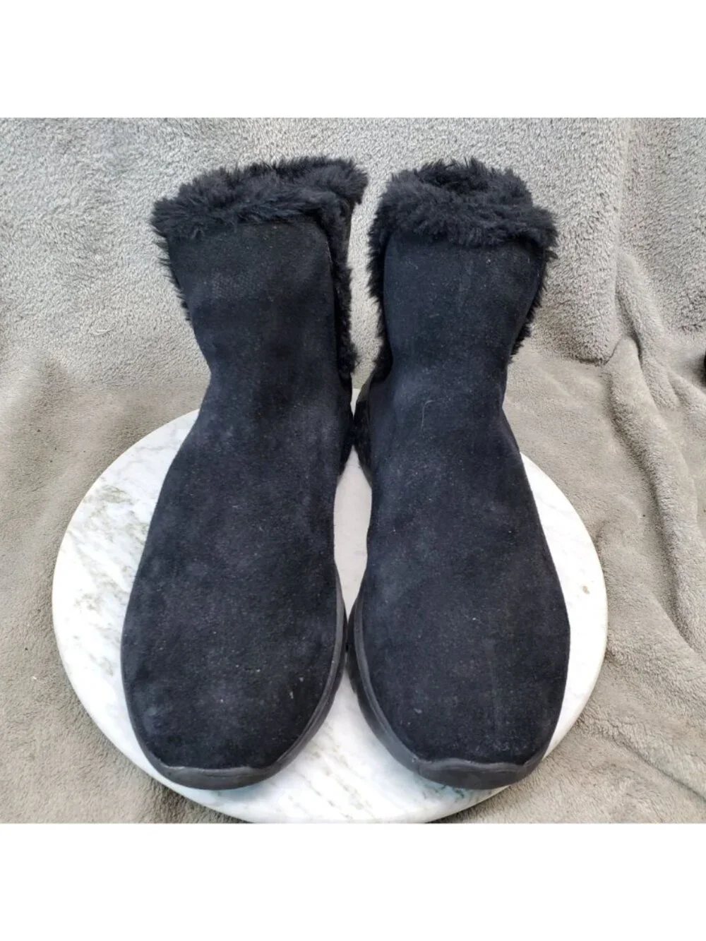 Skechers Shoes Womens Size 10 Cozies Black Suede & Faux Fur Winter Boots *Read*
